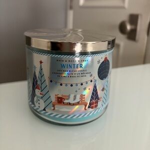 Bath & Body Works Winter Candle - Blue